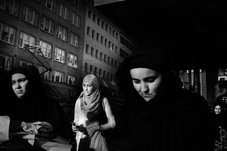 FOUR MUSLIMA IN THE STREETS